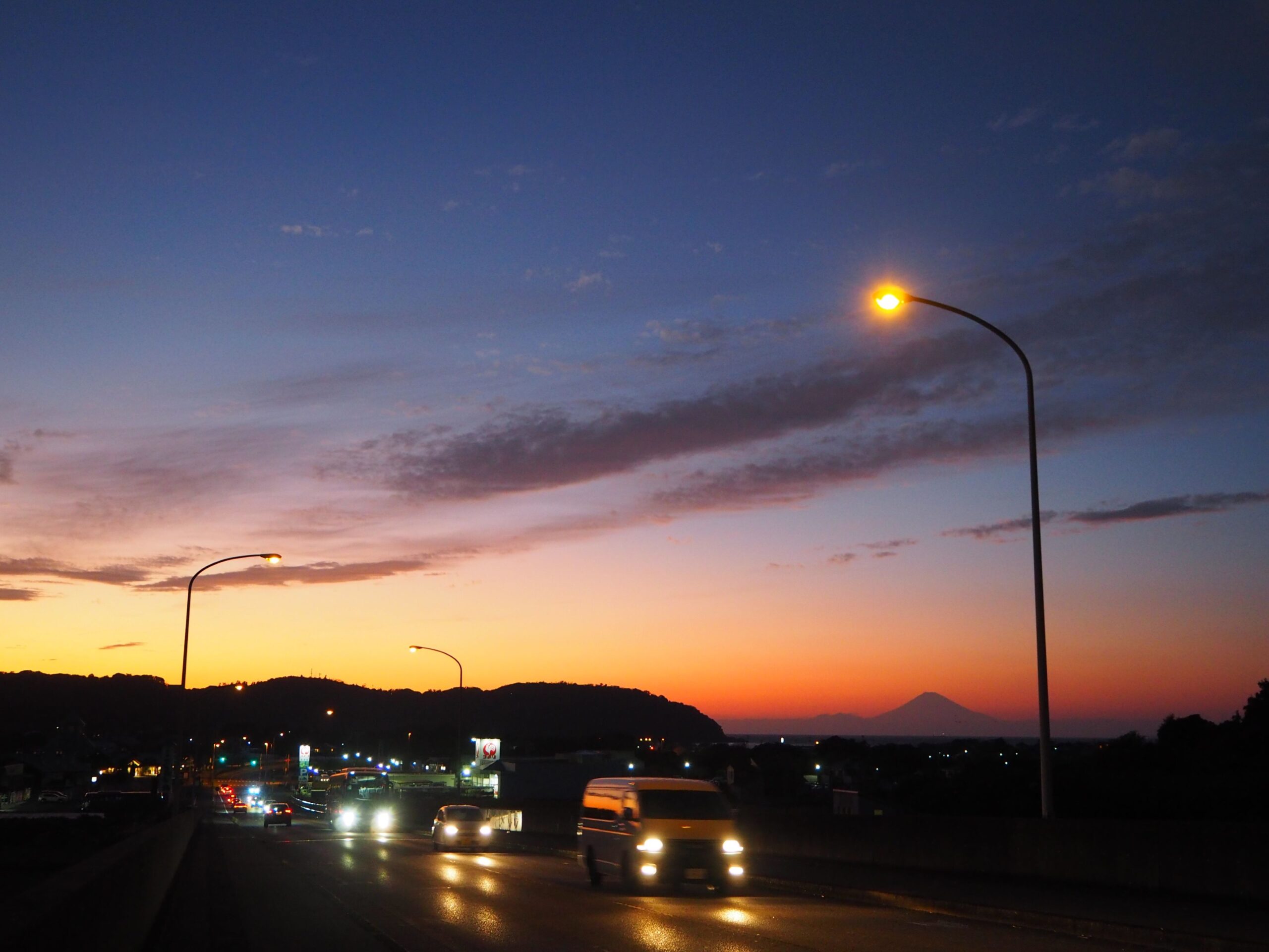 青木跨線橋/富浦地区